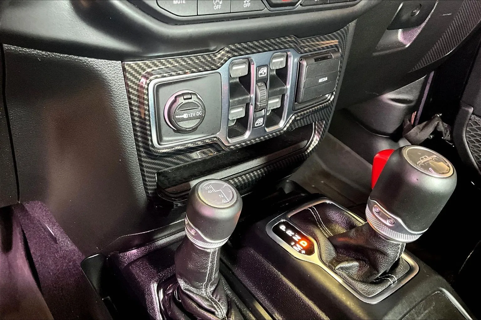 Jeep Gladiator photo 17