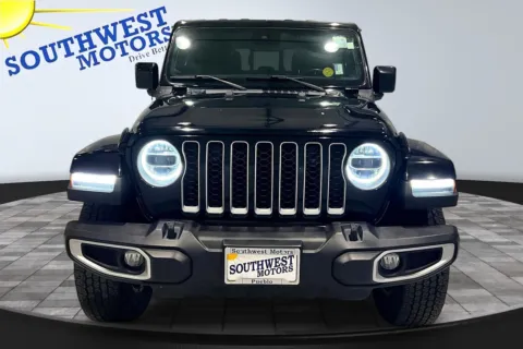 Photos of 2021 Jeep Gladiator Overland for sale in Pueblo, CO at Southwest Motors