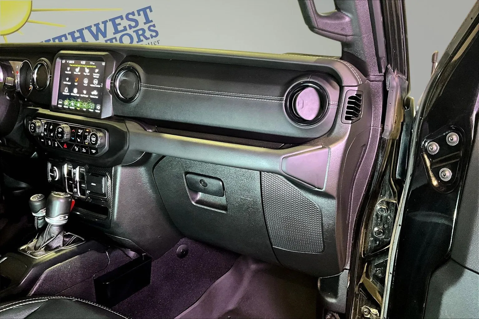 Jeep Gladiator photo 27