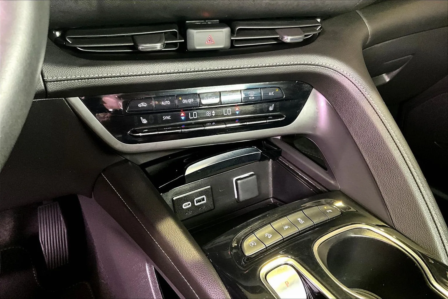 Buick Envision photo 16