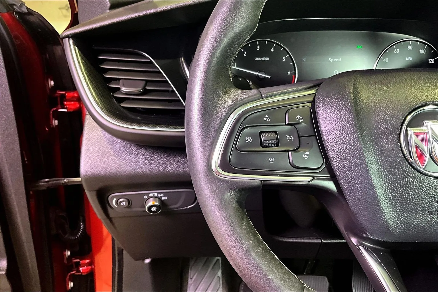 Buick Envision photo 12