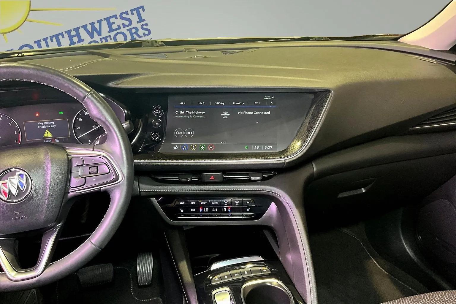 Buick Envision photo 10