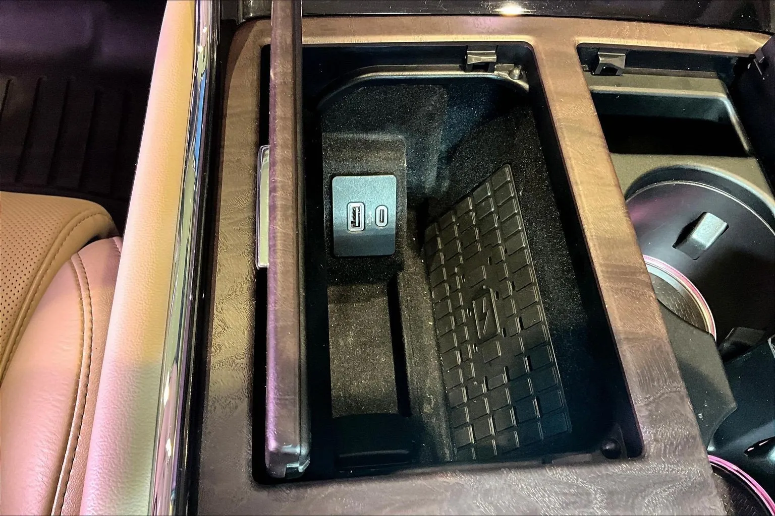 2024 Lincoln Navigator Reserve L - Photo 17