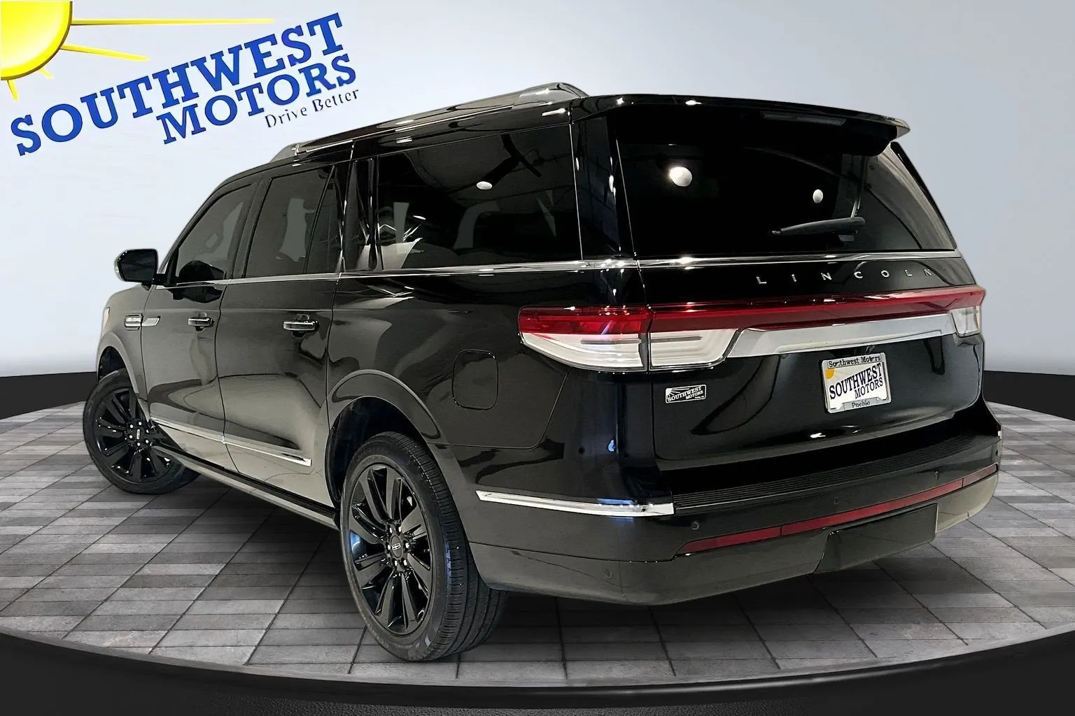 2024 Lincoln Navigator Reserve L - Photo 5