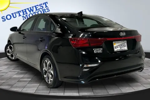 More photos of 2021 Kia Forte LXS at Southwest Motors, CO