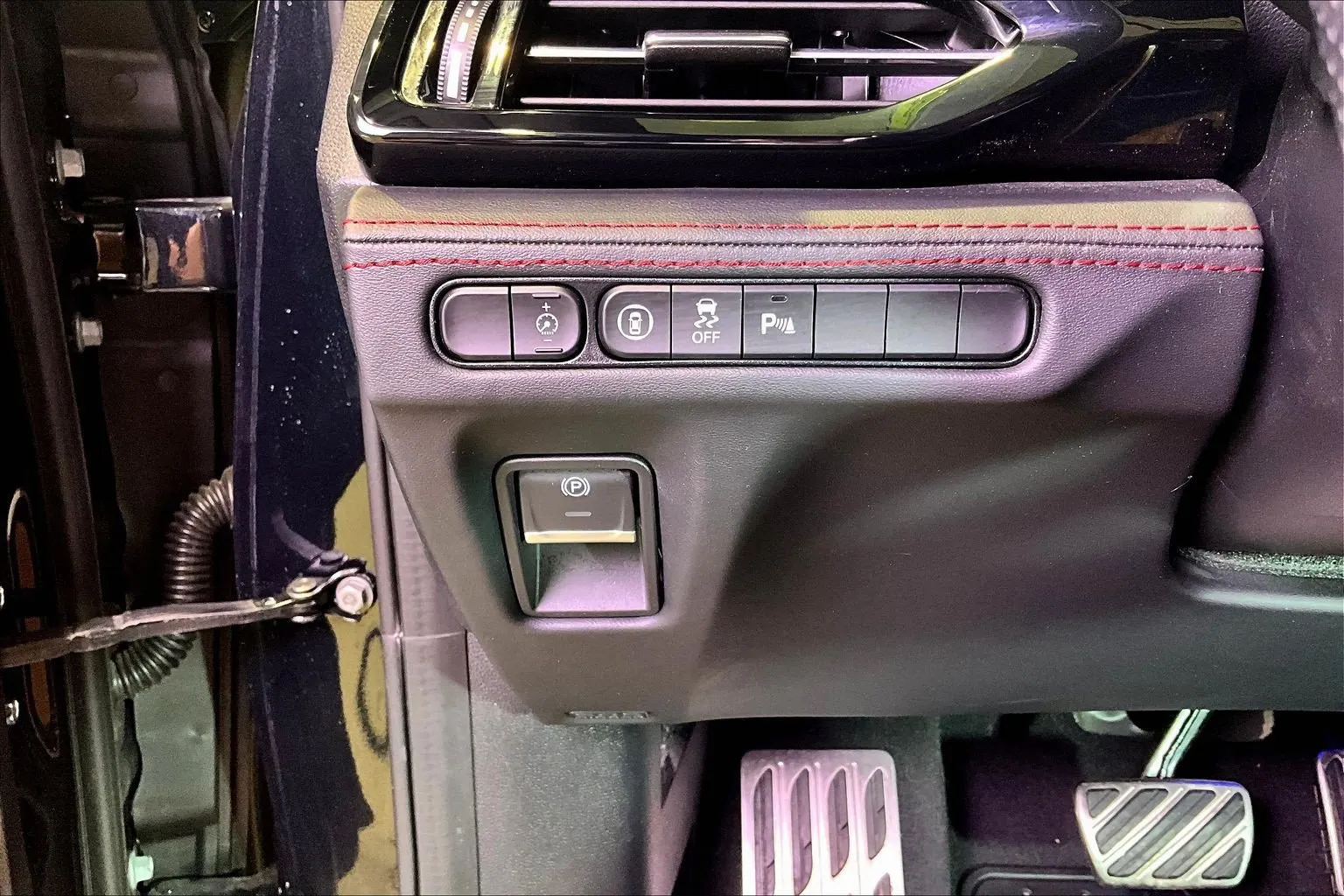 Acura MDX photo 17