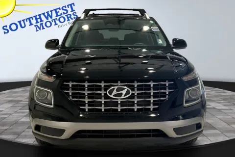 Photos of 2025 Hyundai Venue SEL for sale in Pueblo, CO at Southwest Motors