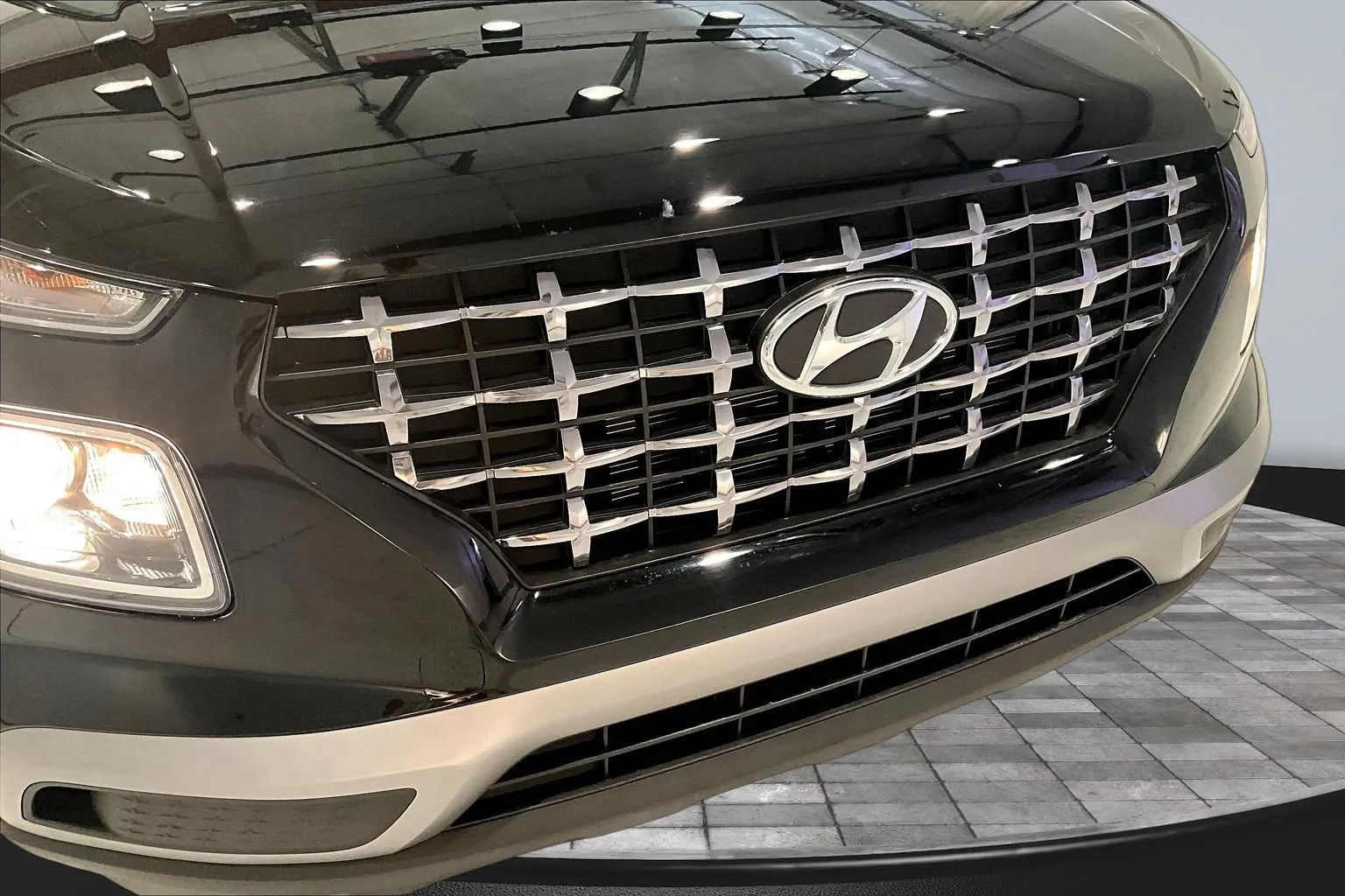 Hyundai Venue photo 31
