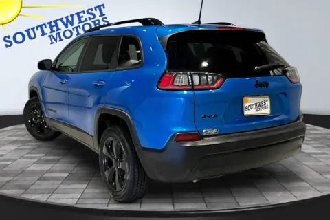 More photos of 2021 Jeep Cherokee Altitude at Southwest Motors, CO