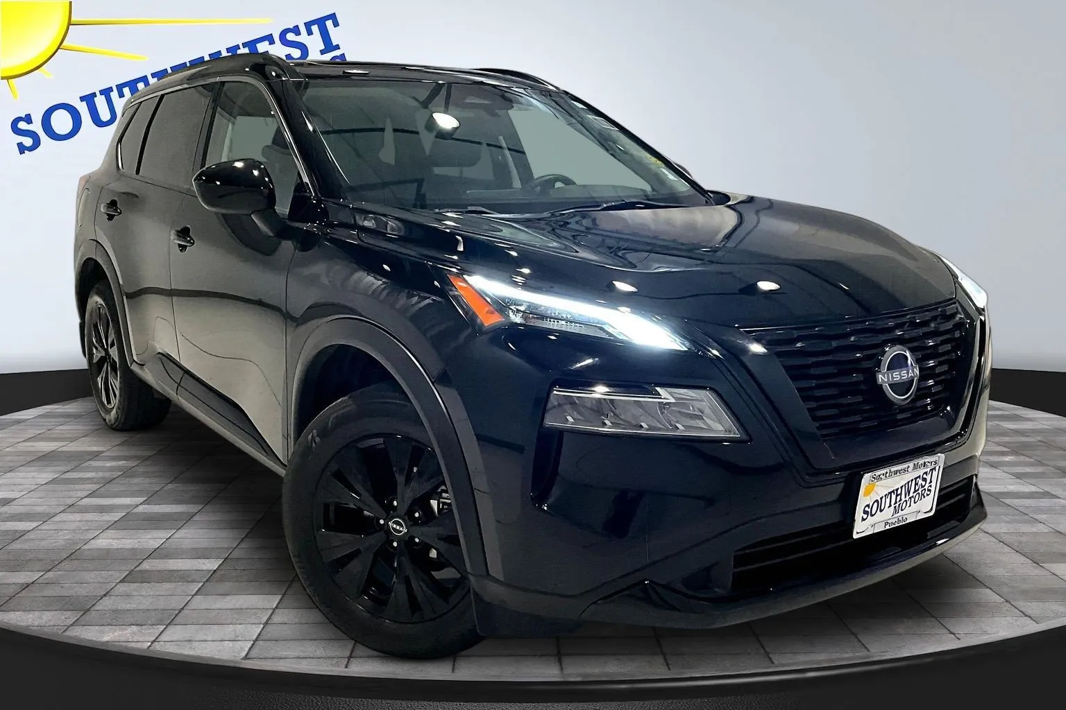 Nissan Rogue photo 3