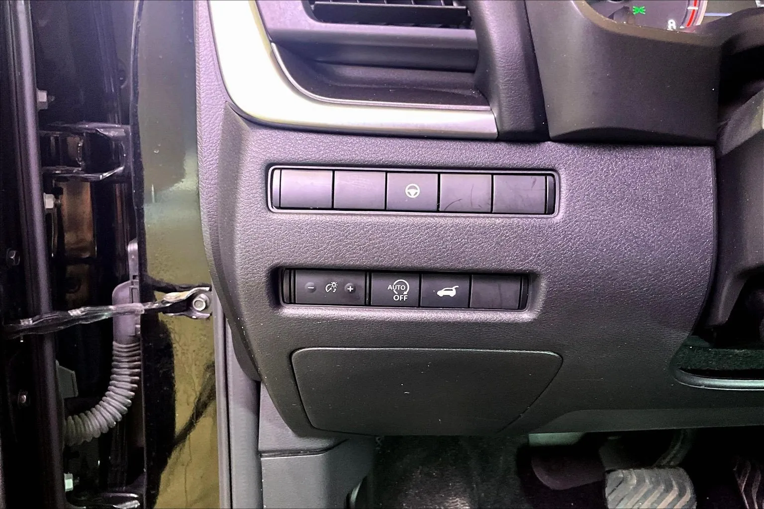 Nissan Rogue photo 17