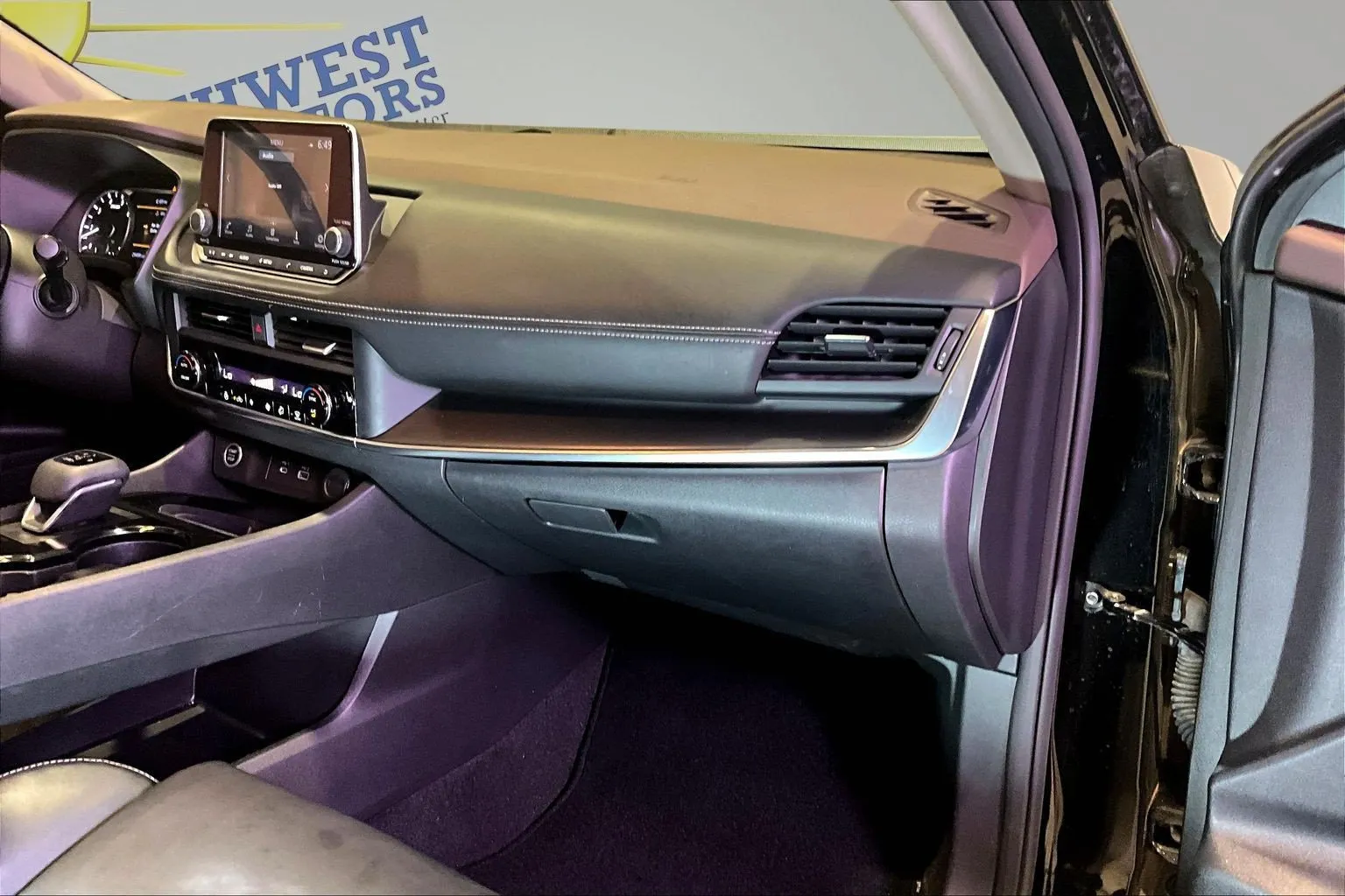 Nissan Rogue photo 27