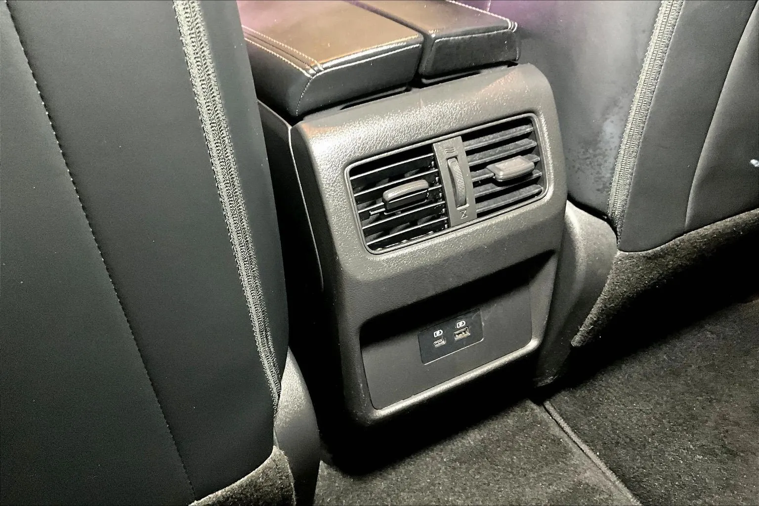 Nissan Rogue photo 11