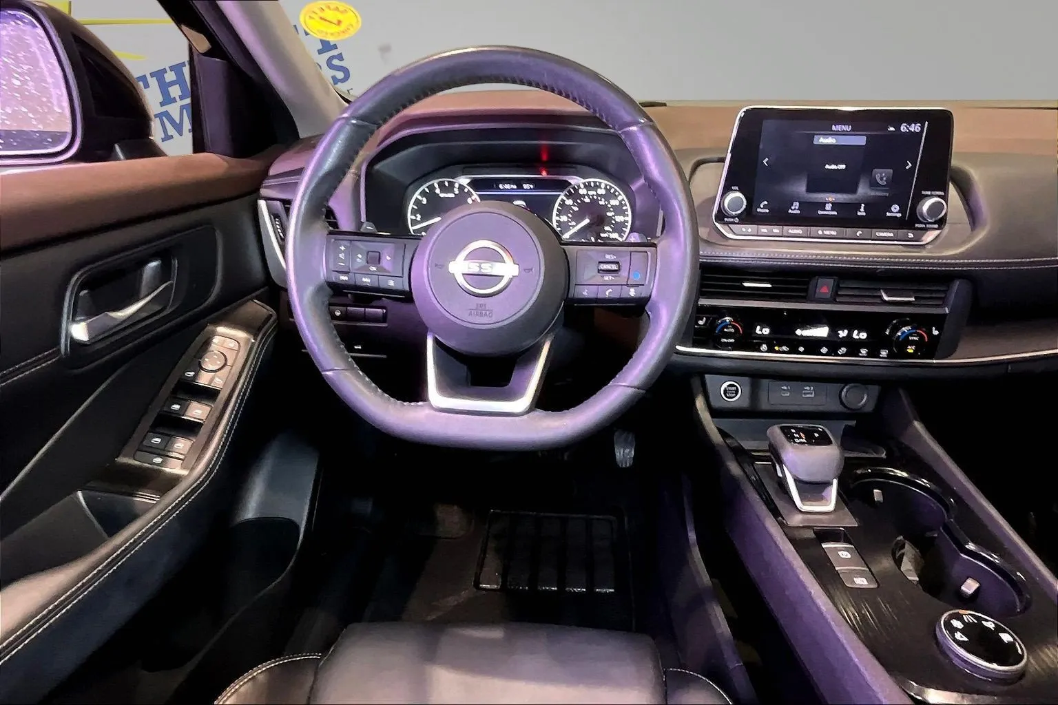 Nissan Rogue photo 9