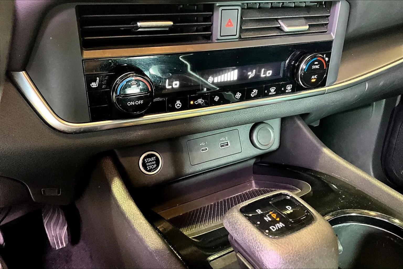 Nissan Rogue photo 16