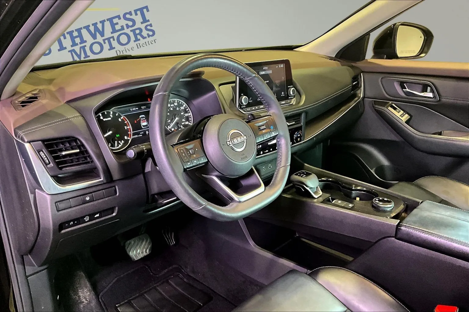 Nissan Rogue photo 18