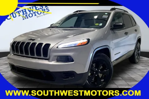 Silver 2017 Jeep Cherokee Altitude for sale in Pueblo, CO