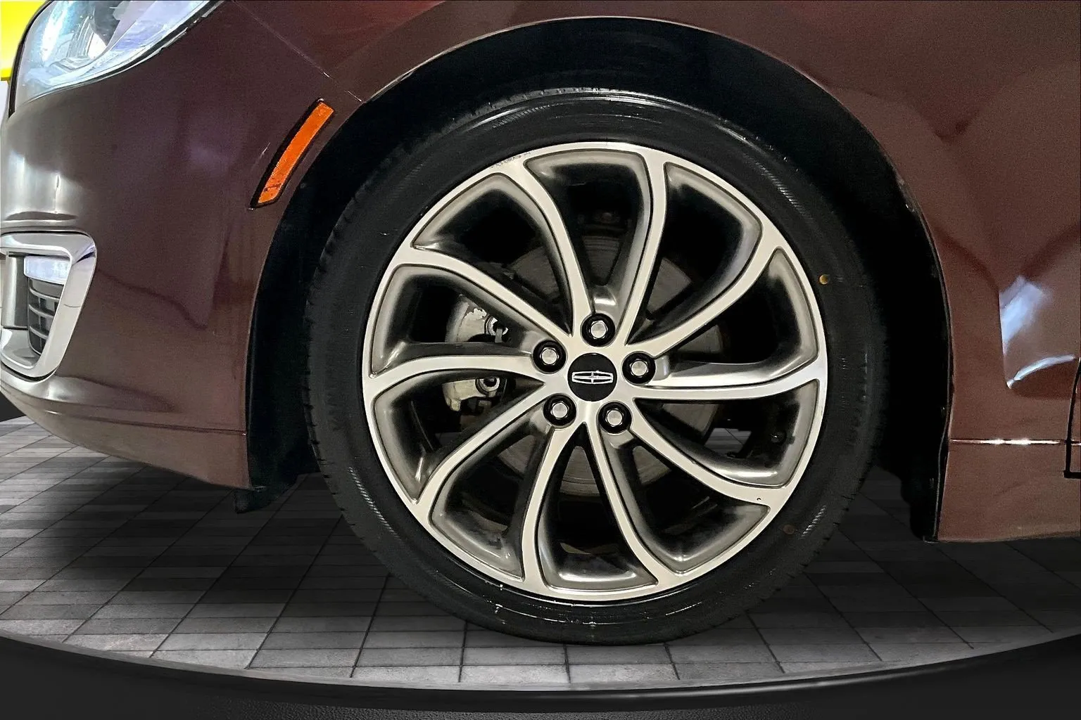 Lincoln MKZ photo 32