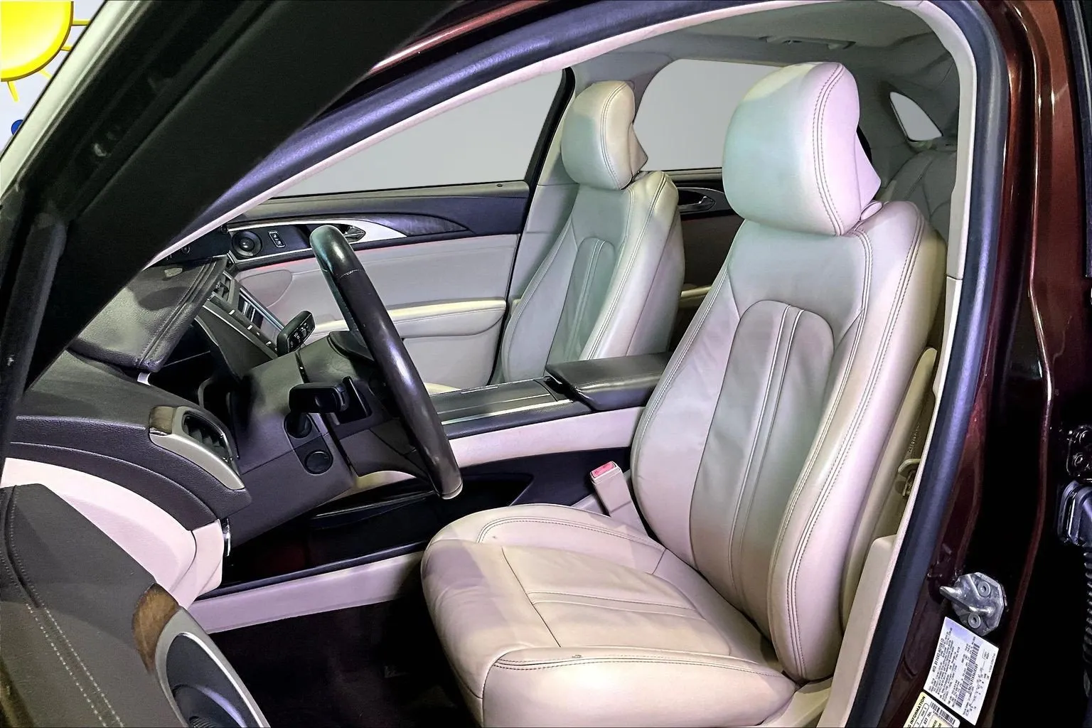 Lincoln MKZ photo 21