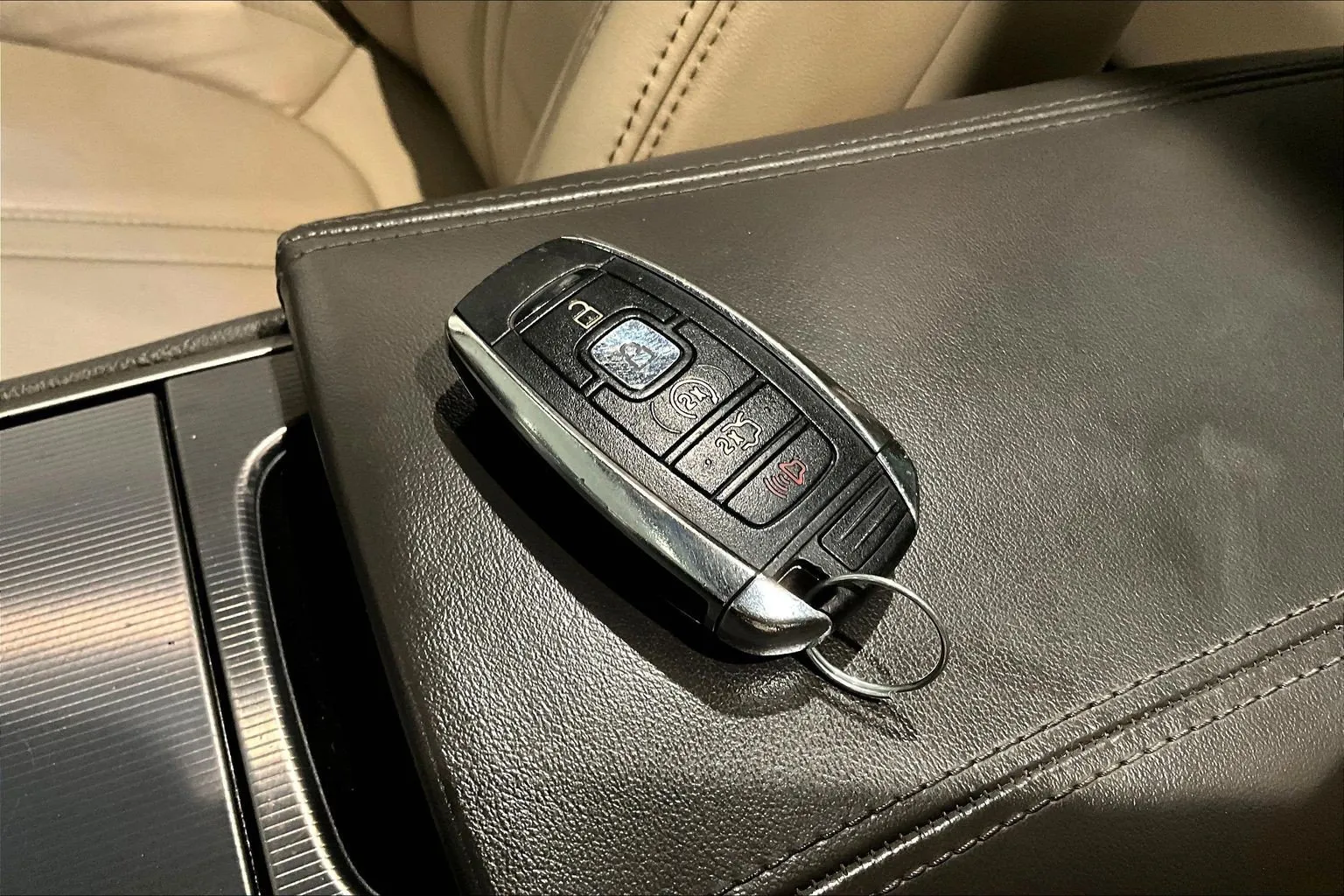 Lincoln MKZ photo 33