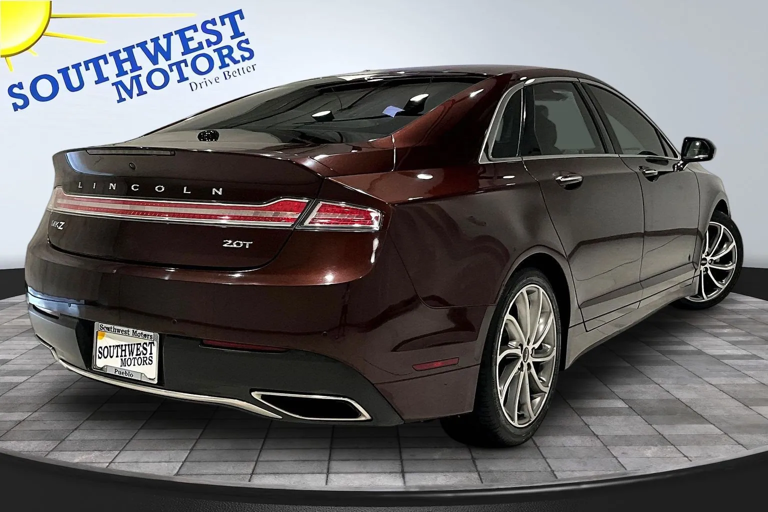 Lincoln MKZ photo 7