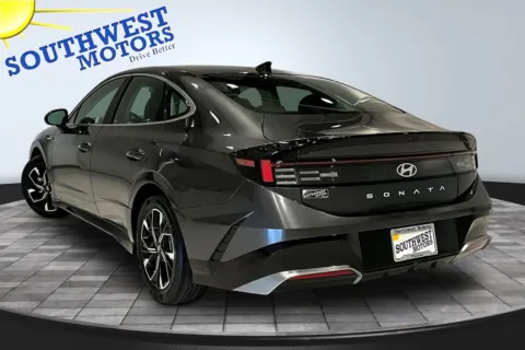 More photos of 2025 Hyundai Sonata SEL at Southwest Motors, CO