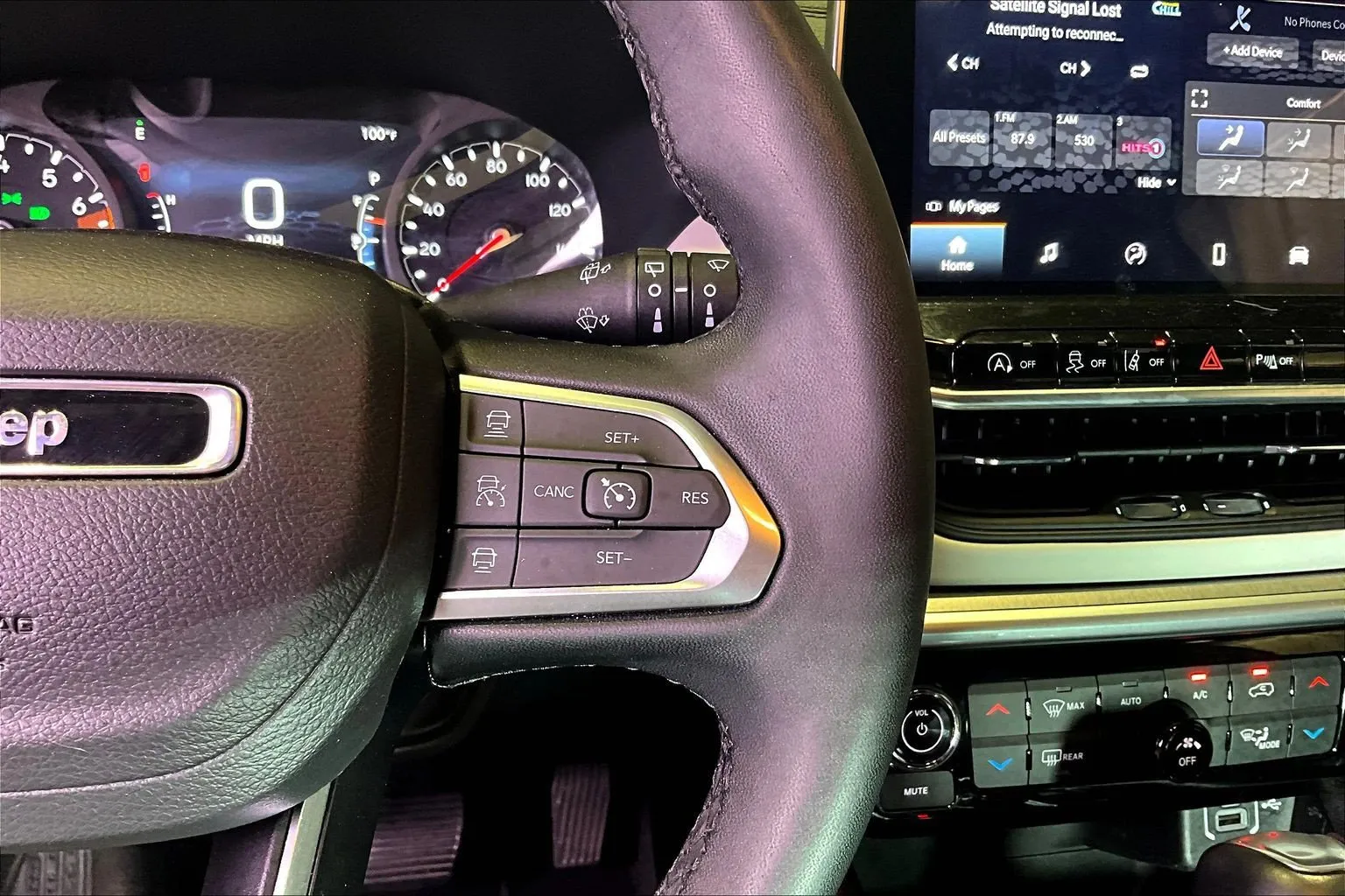 2025 Jeep Compass Limited - Photo 13