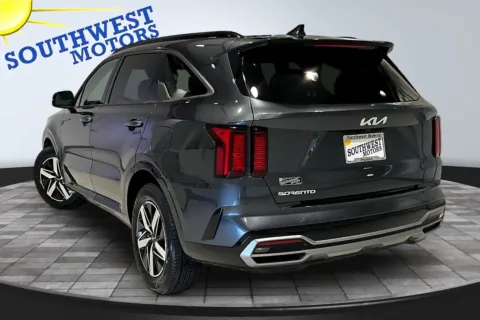 More photos of 2023 Kia Sorento S at Southwest Motors, CO