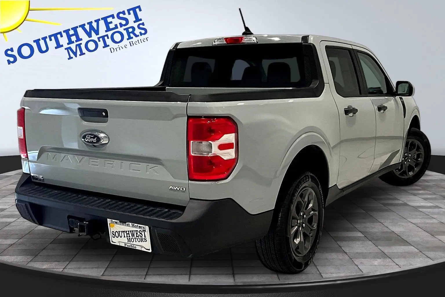 Ford Maverick photo 7