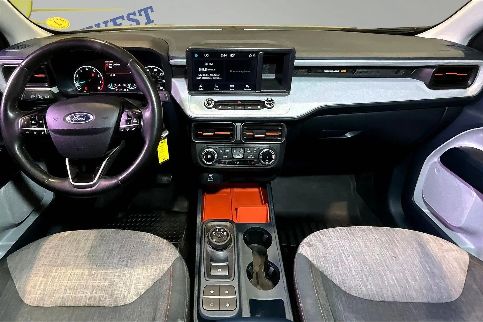 Ford Maverick photo 9