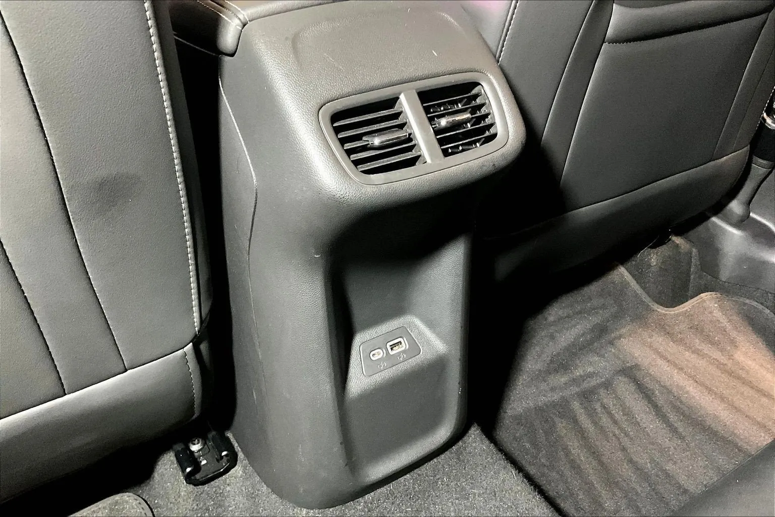 Buick Envision photo 11