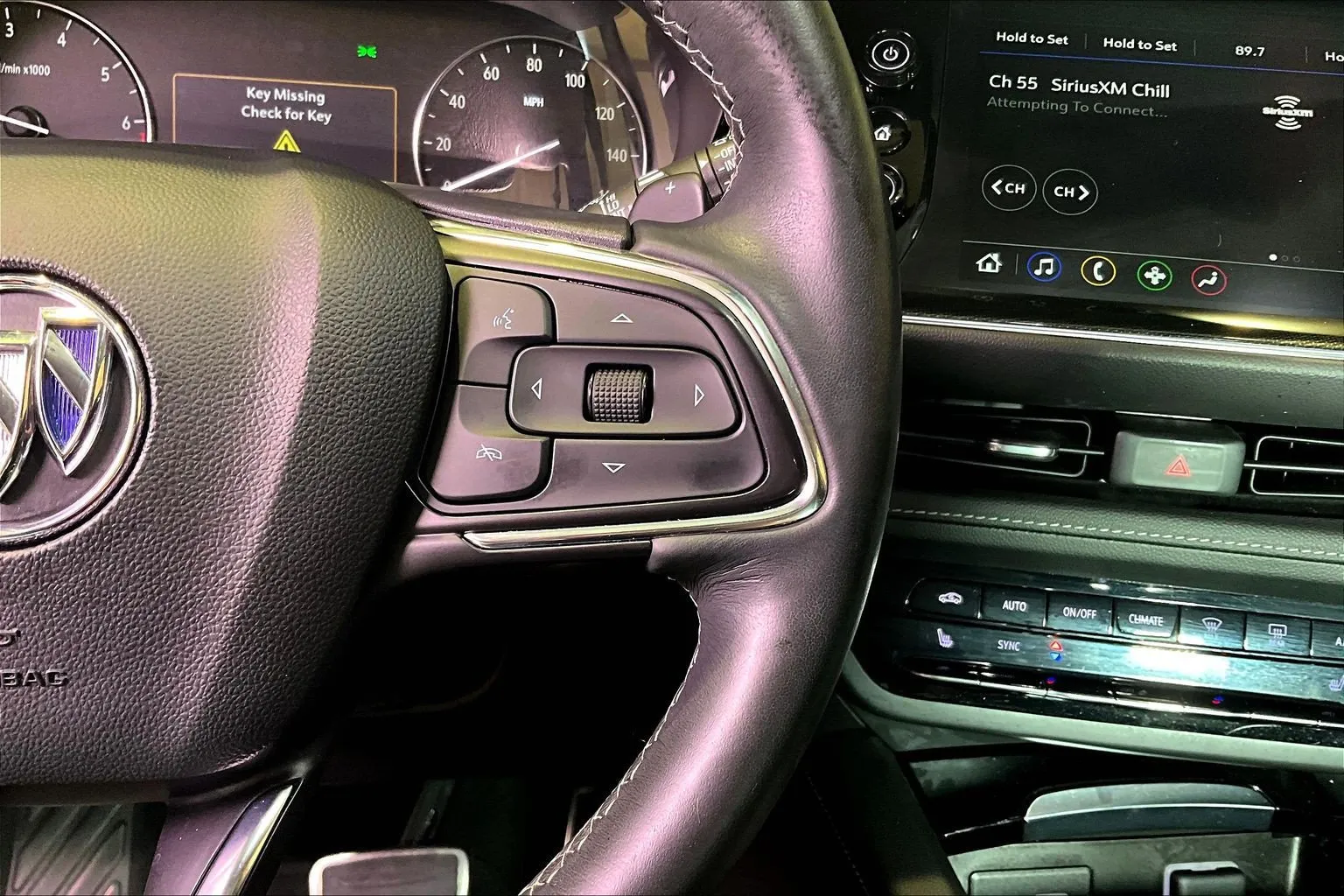 Buick Envision photo 13