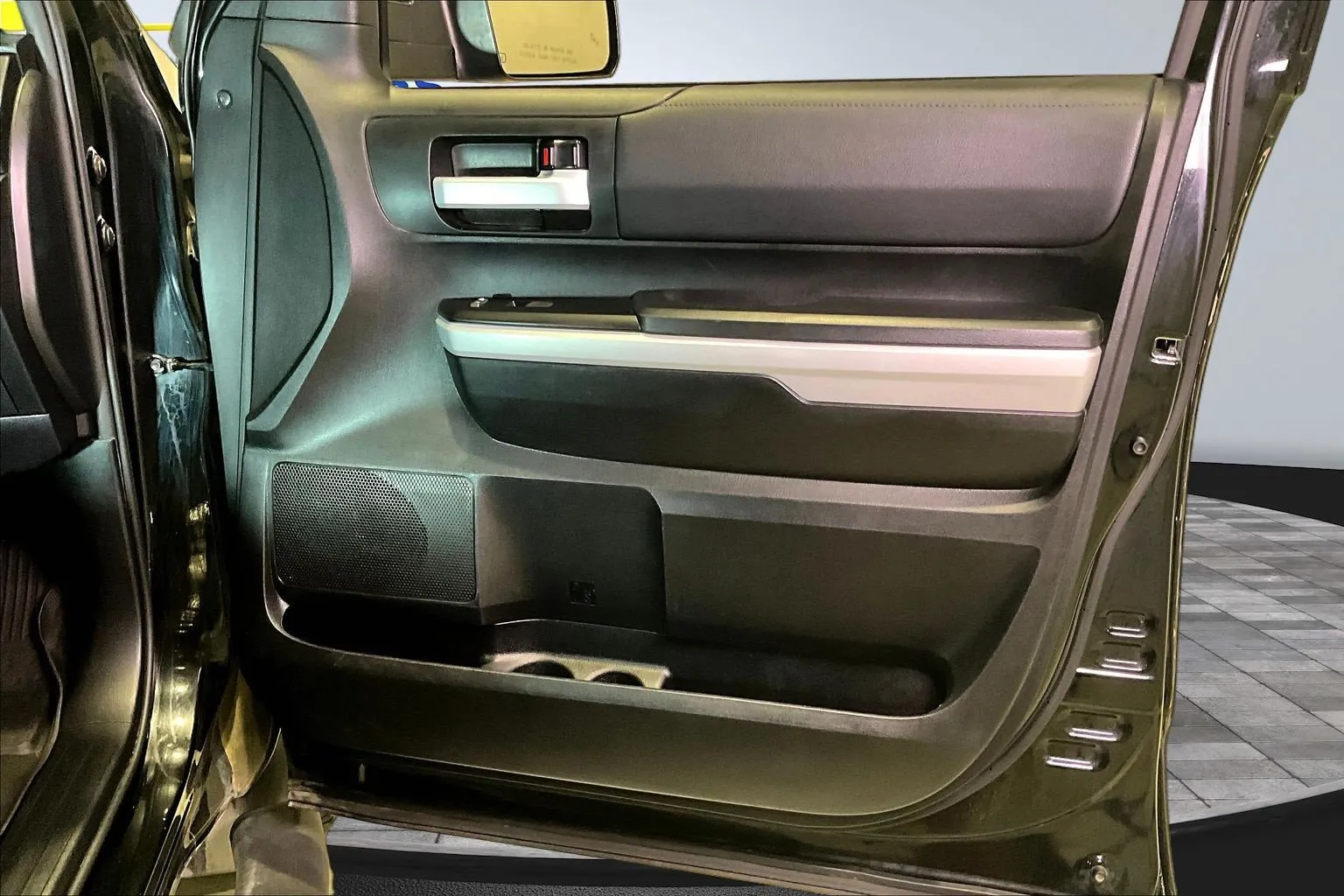 Toyota Tundra photo 28