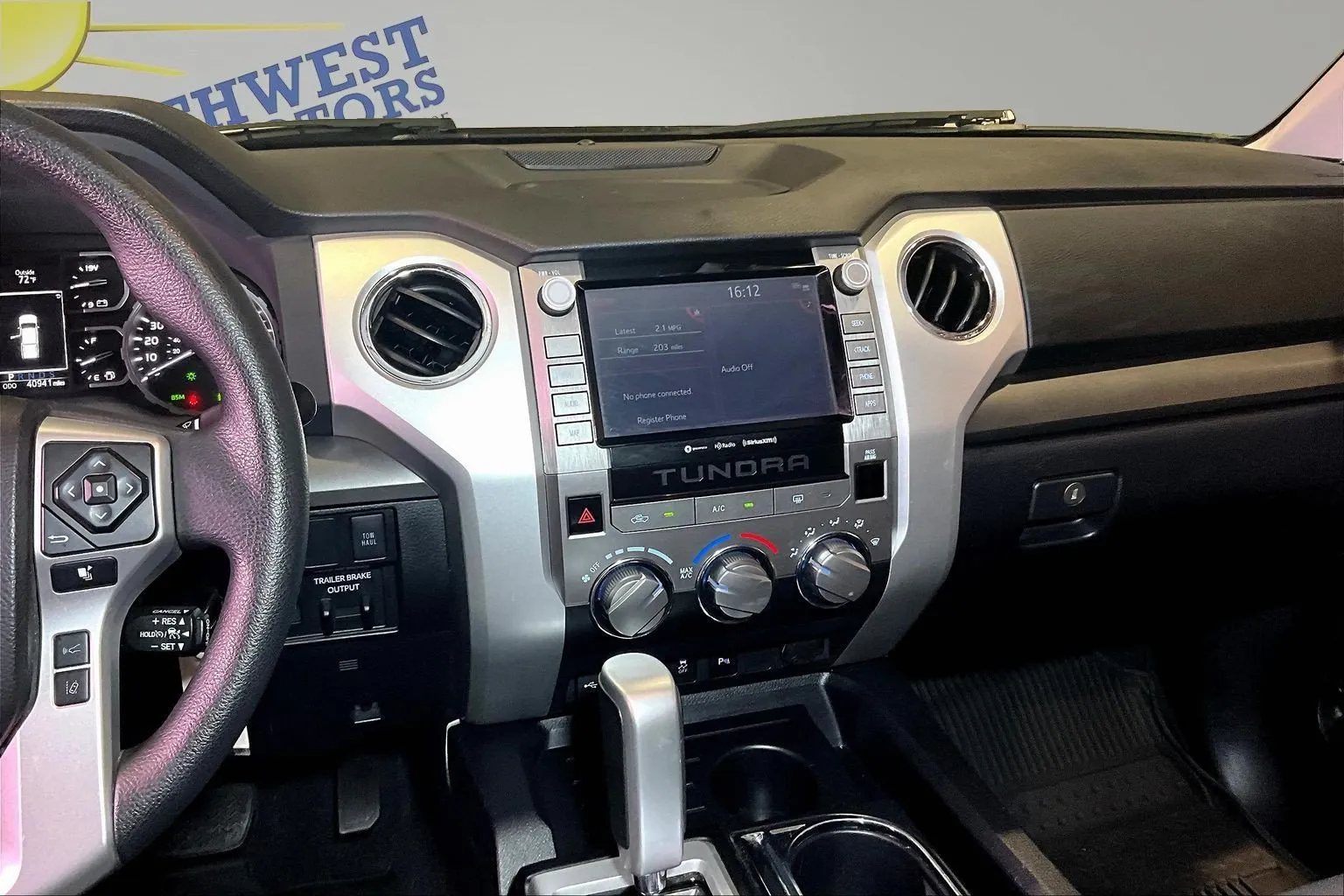Toyota Tundra photo 11
