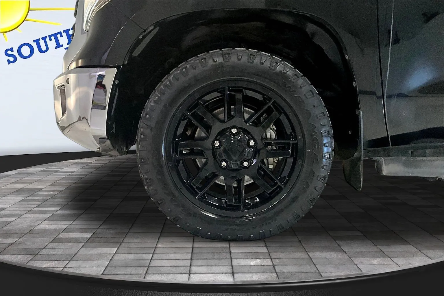 Toyota Tundra photo 33