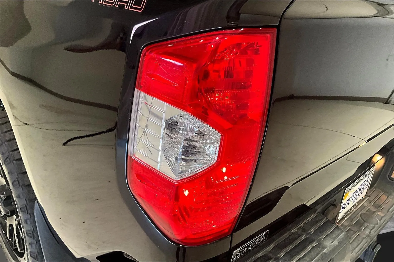 Toyota Tundra photo 24