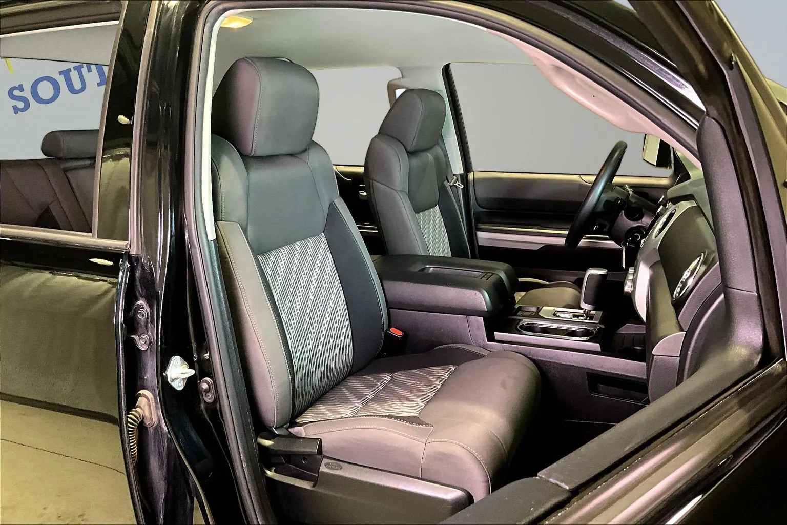 Toyota Tundra photo 29
