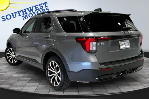 More photos of 2025 Ford Explorer ST-Line at Southwest Motors, CO
