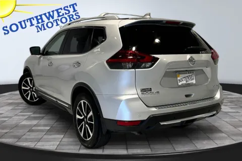 More photos of 2020 Nissan Rogue SL at Southwest Motors, CO