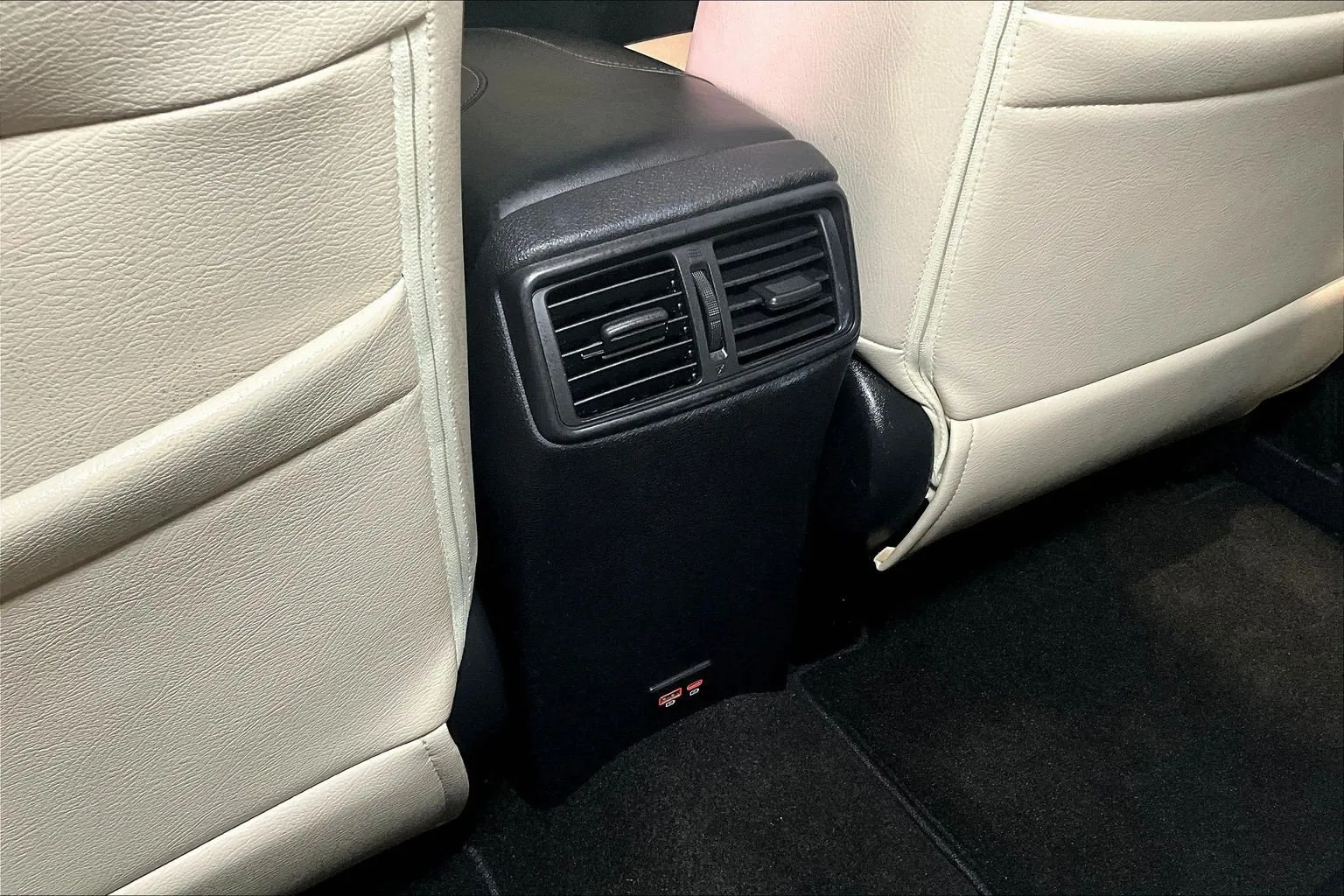 Nissan Rogue photo 11