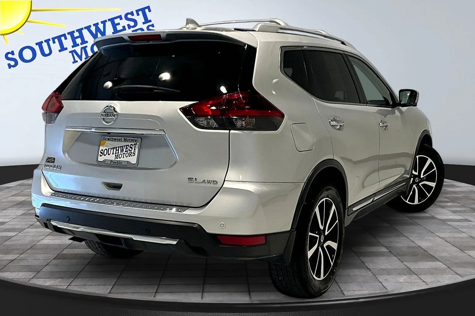 Nissan Rogue photo 7