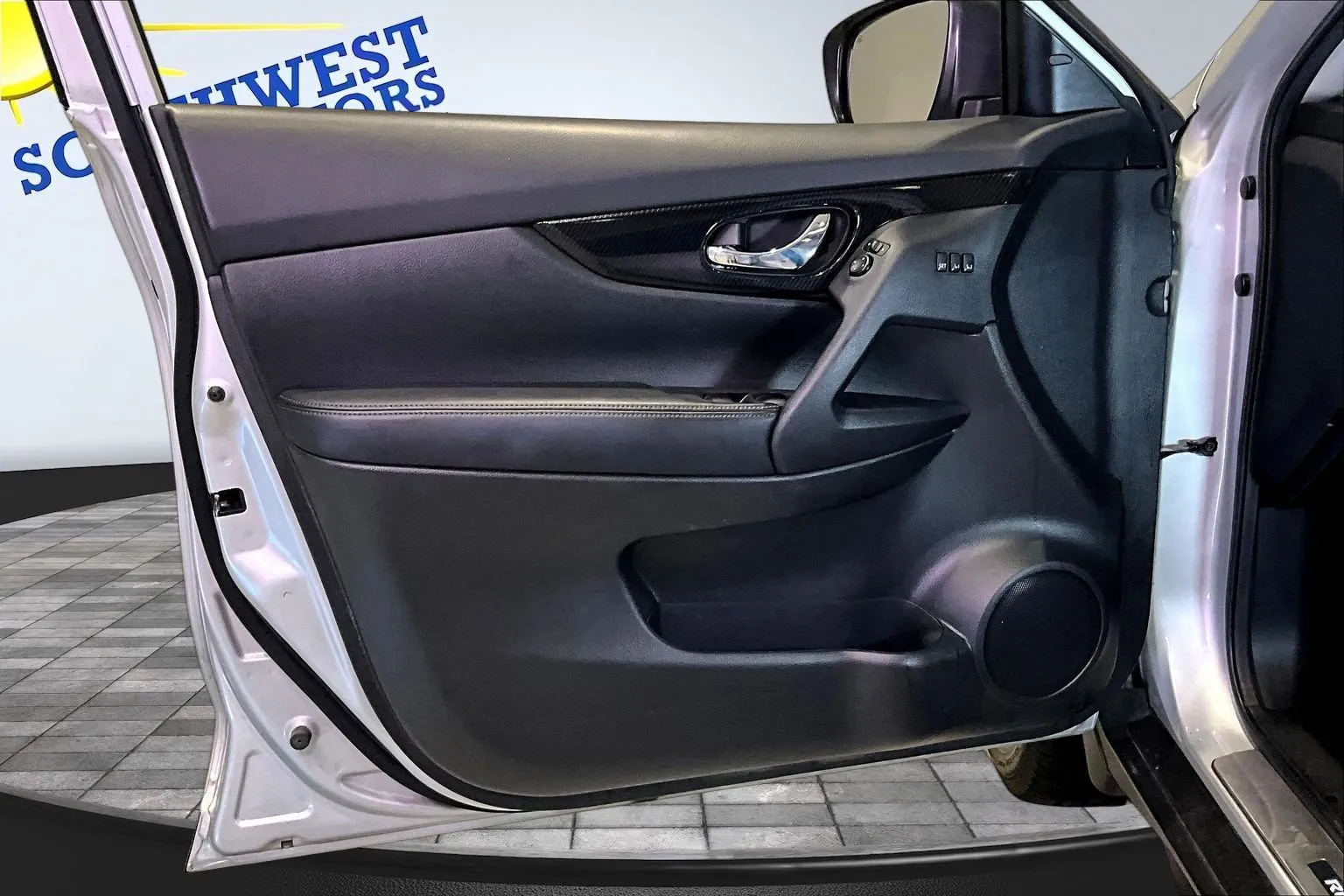 Nissan Rogue photo 21