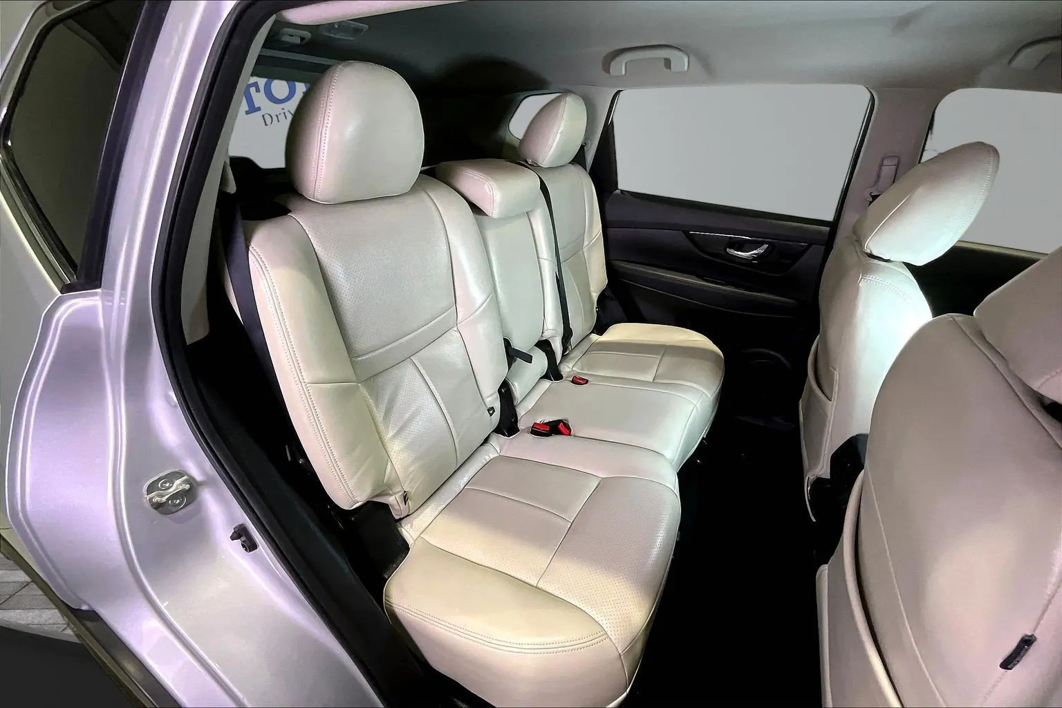 Nissan Rogue photo 26