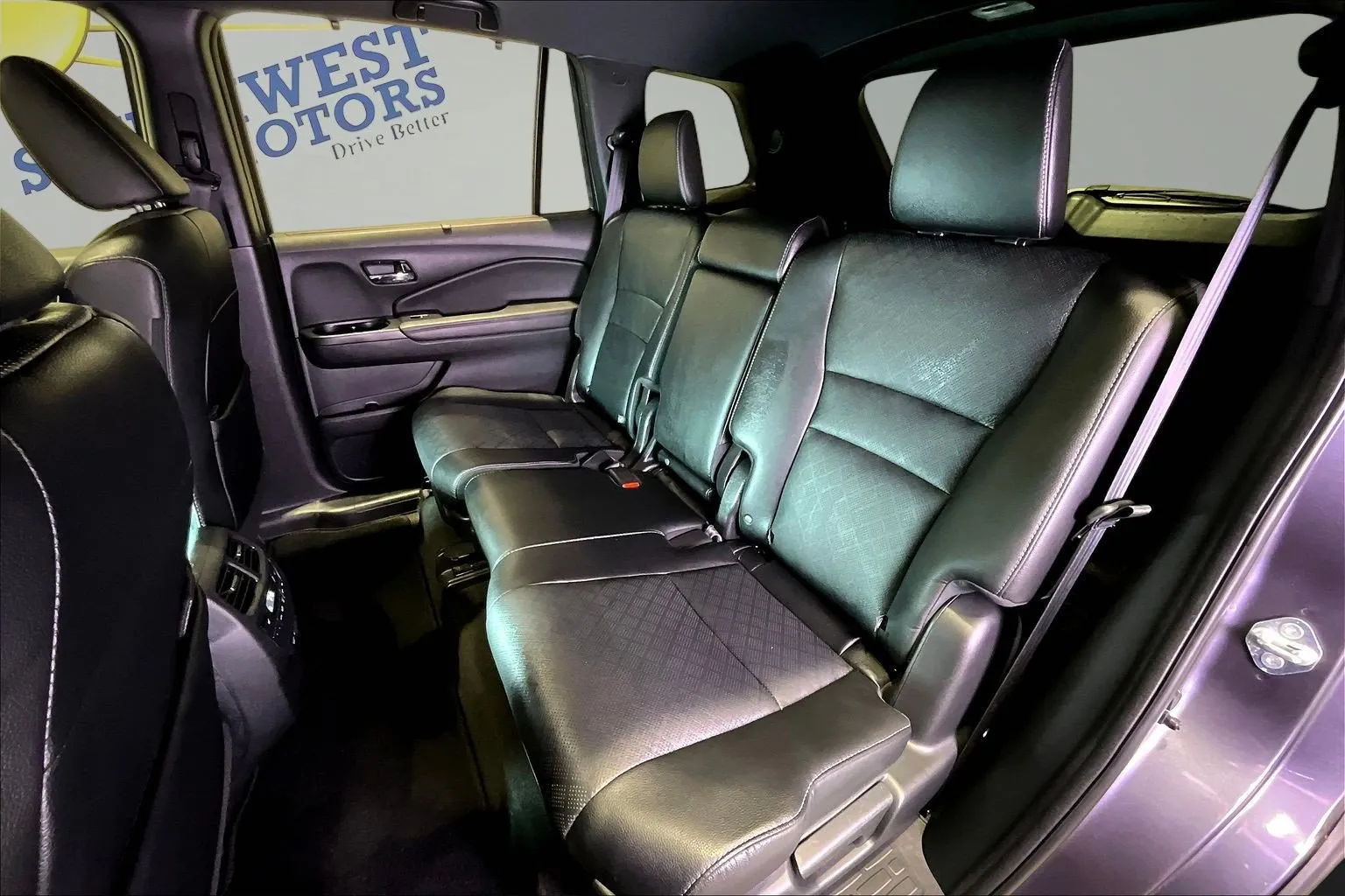 Honda Passport photo 22