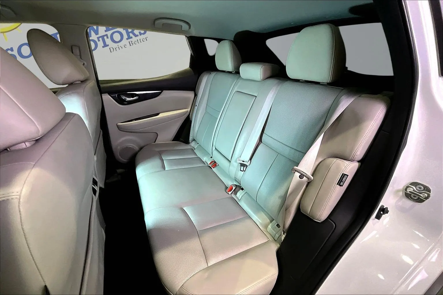 Nissan Rogue Sport photo 23