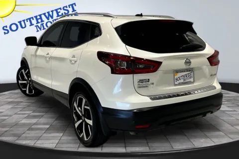 More photos of 2022 Nissan Rogue Sport SL at Southwest Motors, CO