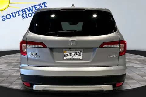 More photos of 2021 Honda Pilot EX-L at Southwest Motors, CO