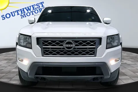 Photos of 2022 Nissan Frontier SV for sale in Pueblo, CO at Southwest Motors