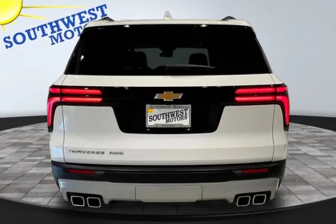 More photos of 2026 Chevrolet Traverse AWD LT at Southwest Motors, CO