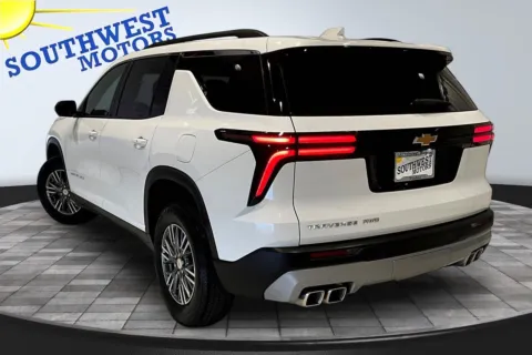More photos of 2026 Chevrolet Traverse AWD LT at Southwest Motors, CO